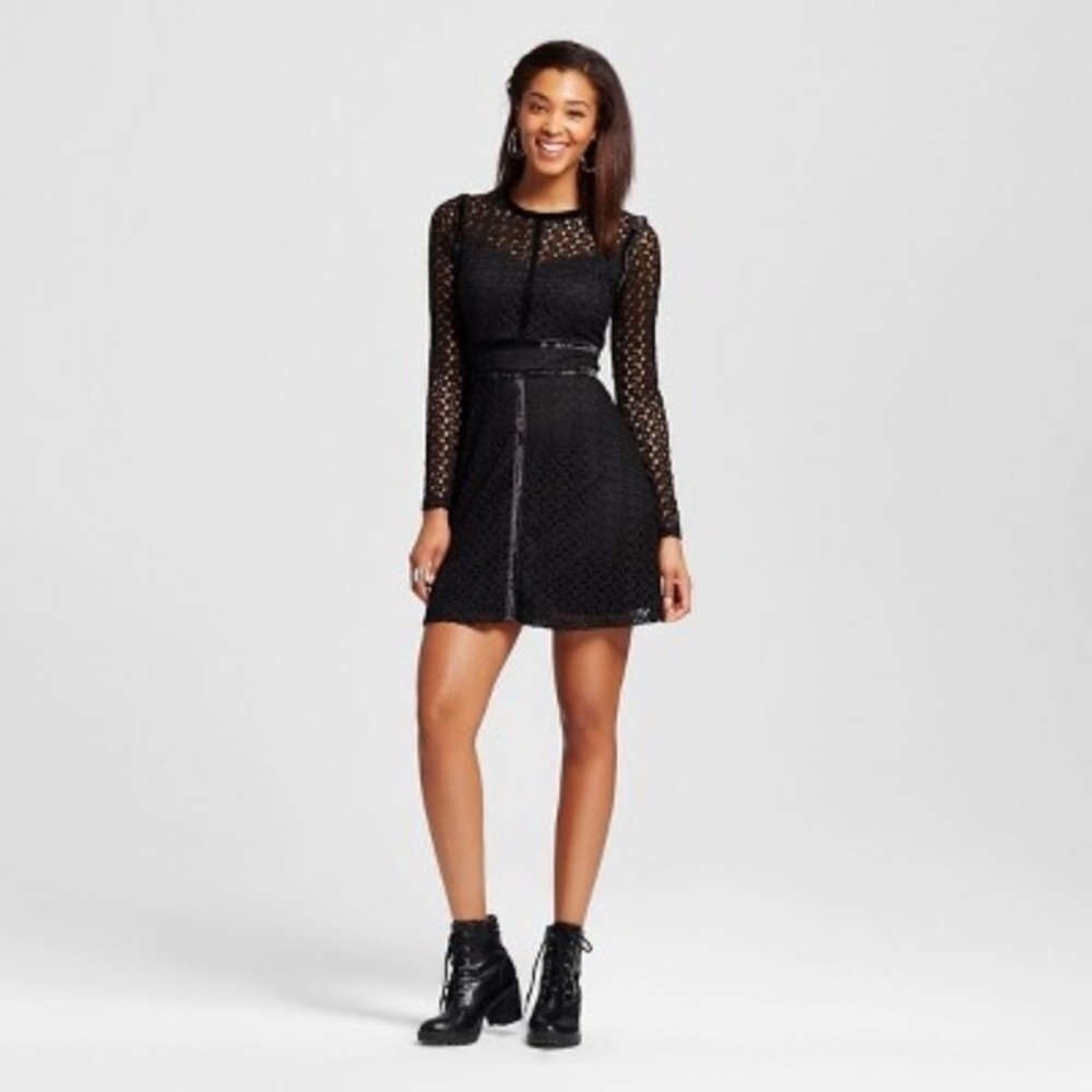 XHILARATION Dress Velvet Crochet Long Sleeve Whimsigoth Dark Academia Small NWT